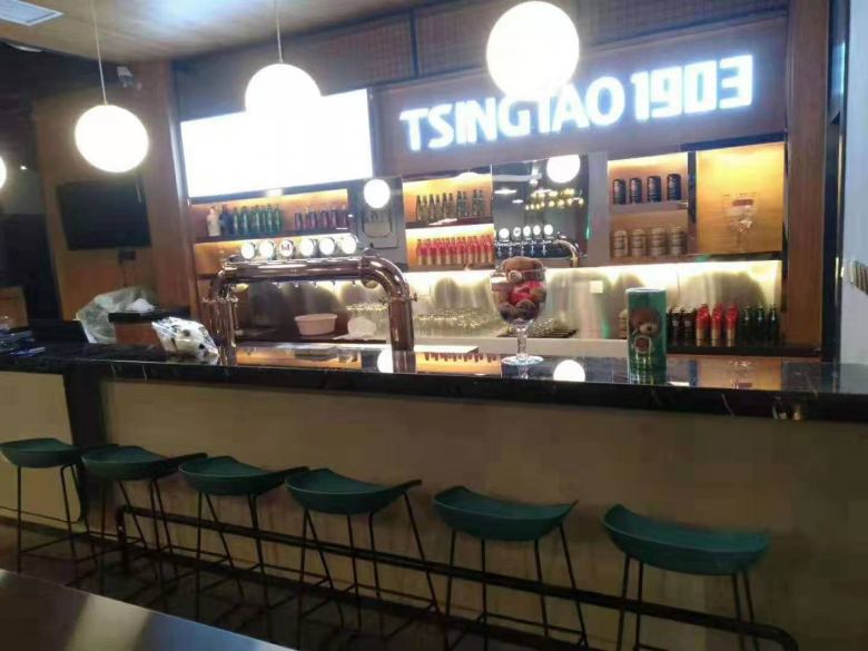 20200116/5e2008dee3787.jpg 餐廳吧臺(tái)椅子.jpg