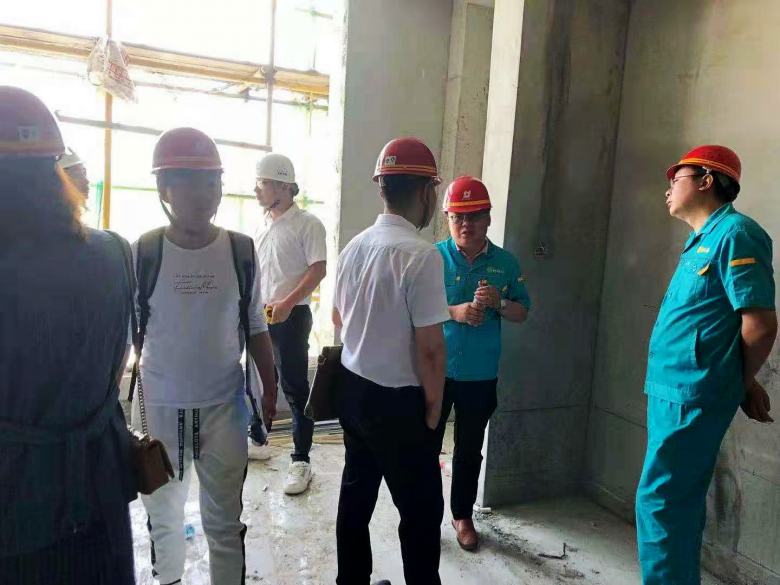 20210611/60c2a68080c7c.jpg 博菲克楊總介紹辦公家具設計方案.jpg