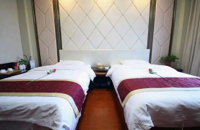 20221223/63a504acb73fc.jpg 西安酒店設計師現場驗收.jpg